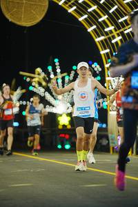 BIB: 600, 800, 40290
                            <button type="button" onclick="openModal(22811534)" class="btn btn-primary btn-sm float-right btn-popup" data-toggle="modal" data-target=".modal-high-quality">
                        <i class="fas fa-shopping-cart"></i> Add to Cart
                    </button>
                                            <button type="button" onclick="isThisMe(22811534, true)" class="btn btn-success btn-sm float-right btn-popup btn-isme hidden" data-toggle="tooltip" data-placement="bottom" title="นี่คือรูปของคุณใช่ไหม คลิกที่นี่เพื่อเอาเข้าอัลบั้ม">
                        <i class="fas fa-plus"></i> Add to album
                    </button>
                    <button type="button" onclick="isThisMe(22811534, false)" class="btn btn-warning btn-sm float-right btn-popup btn-isnotme hidden">
                        <i class="fas fa-ban"></i> Remove from album
                    </button>